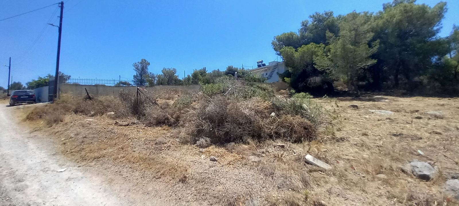 Terreno di 216 m² a Vretto, Salamina (fuori dal piano regolatore)