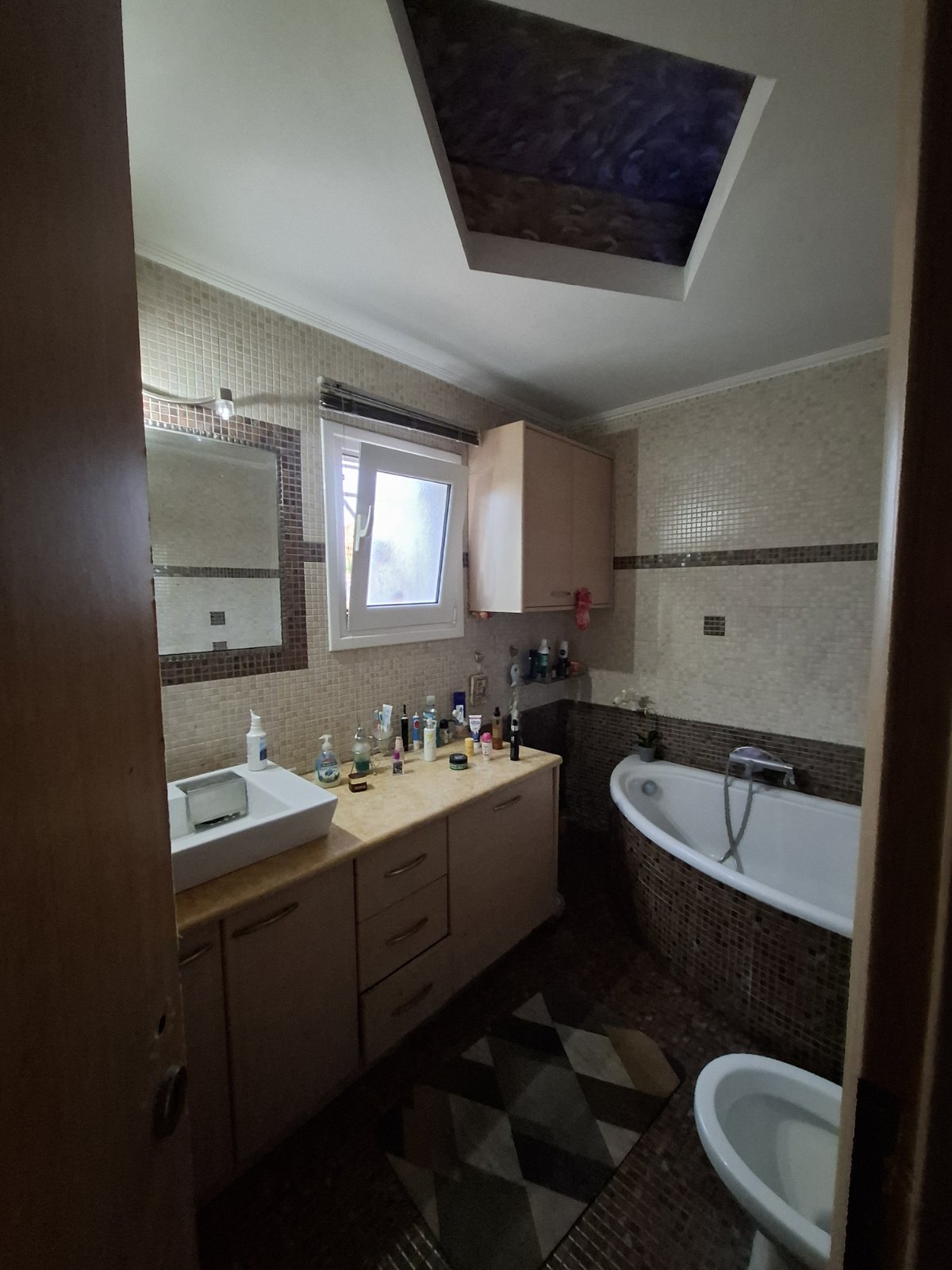 Casa indipendente di 85 m² ad Aianteio, Salamina (12ª fermata)