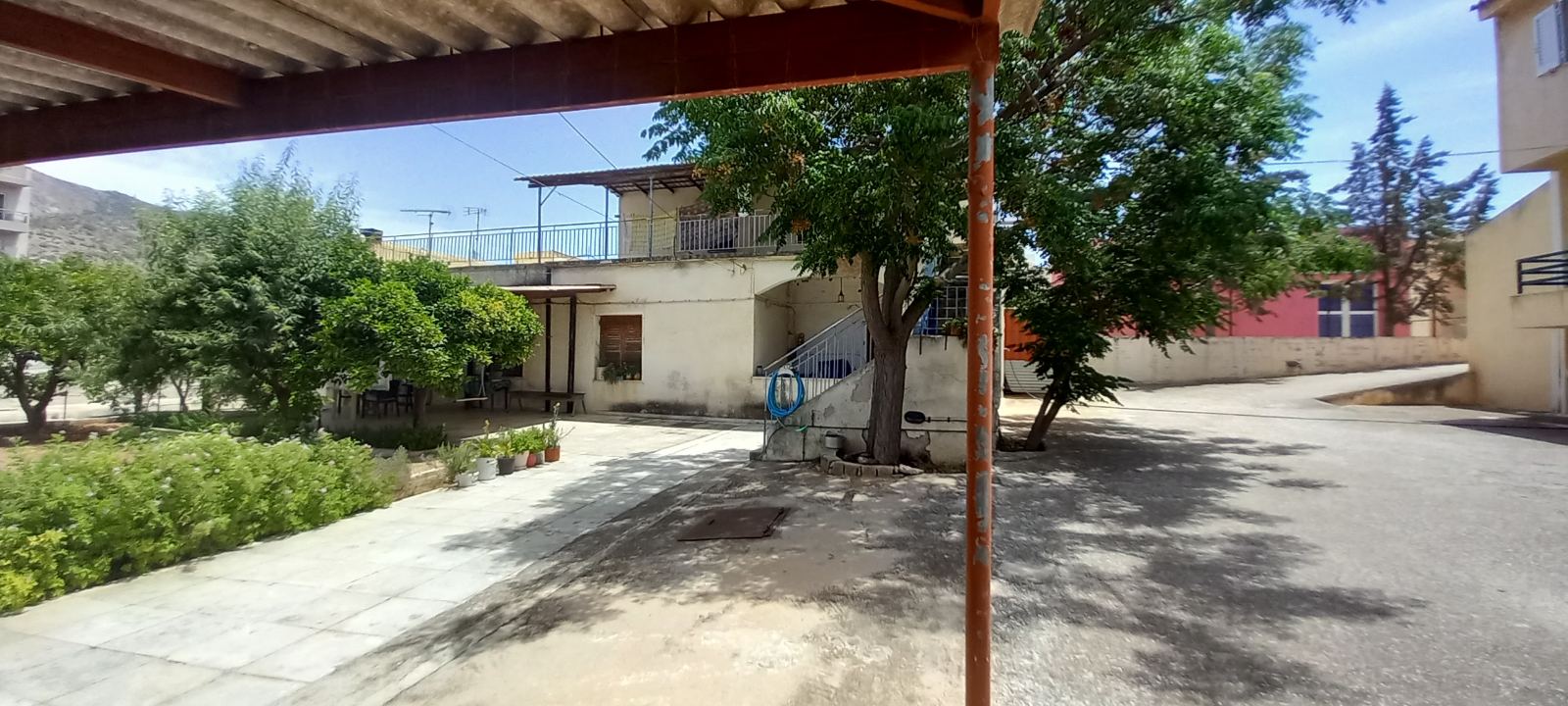 Duplex di 270 m² ad Aianteio, Salamina