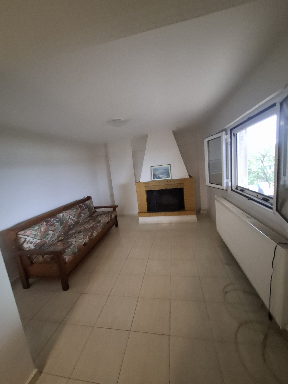 Appartamento al piano terra di 68 m² a Vasilika, Salamina