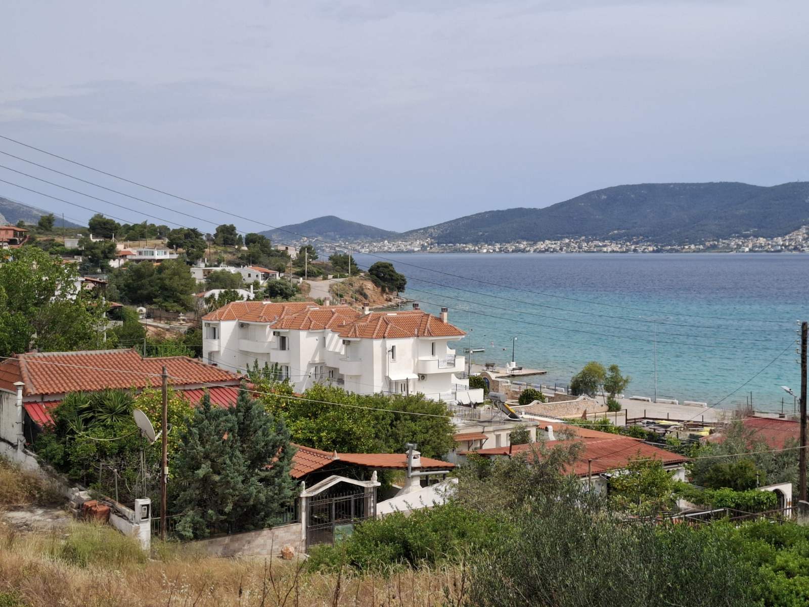 Οικόπεδο 1.072 τ.μ. στην Ηλιακτή Σαλαμίνας